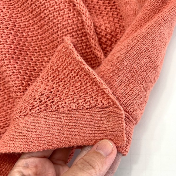 Anthropologie Moth Knit Wrap Snap Cardigan
Knit Sweater Size L - Picture 8 of 17